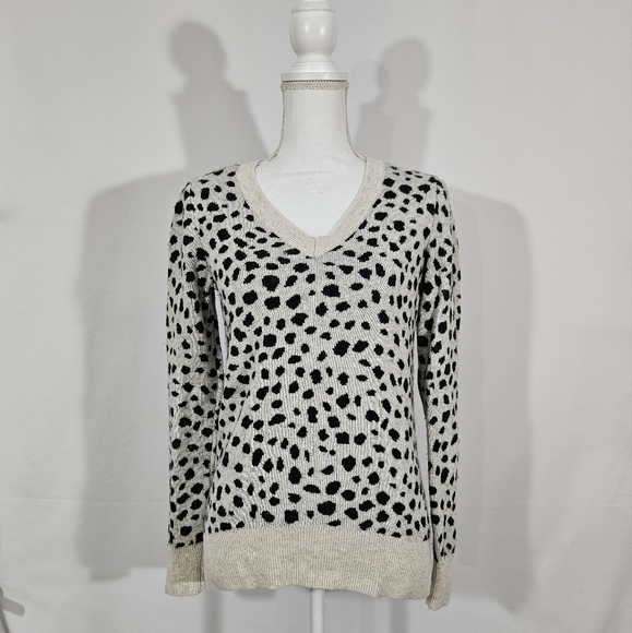LOFT Sweaters - Loft wool blend animal print sweater women's size small